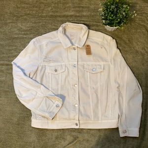 American Eagle super cool distressed denim jacket